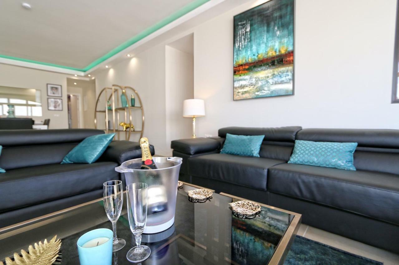 Beachfront Luxury Residence, Playas Del Duque, Puerto Banus, Marbella Luaran gambar