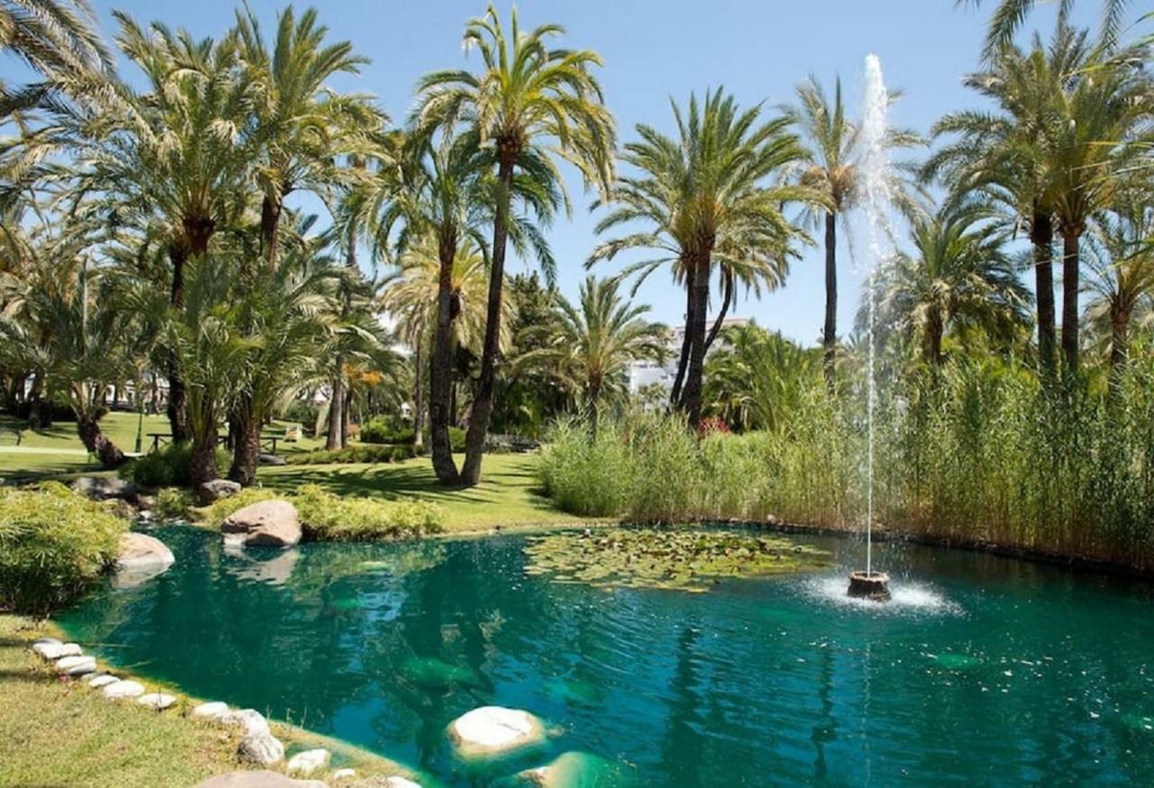 Beachfront Luxury Residence, Playas Del Duque, Puerto Banus, Marbella Luaran gambar